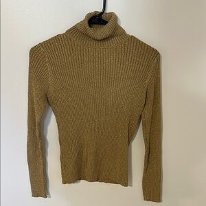 Vintage Women's Ribbed Turtleneck Sweater - Gold Metallic